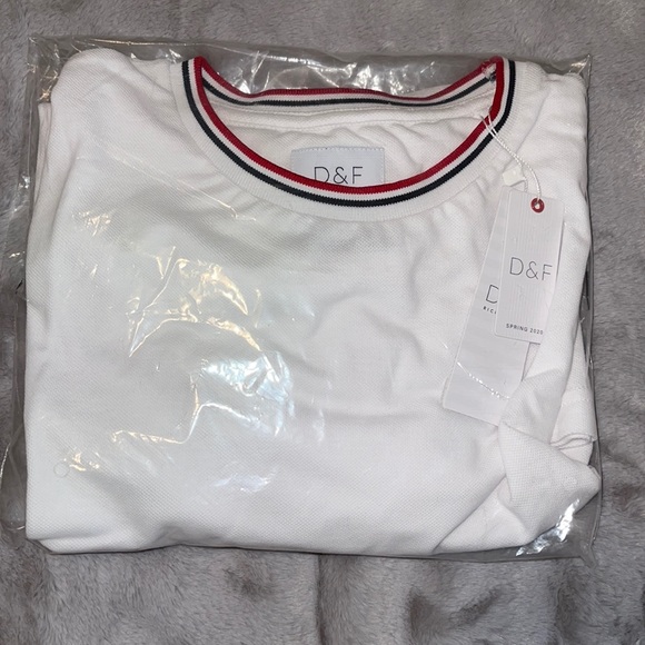 FASHION NOVA NUMBER ONE SHORT SLEEVE TEE SIZE LARGE - Picture 6 of 7